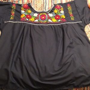 NWOT Authentic Mexican Embroidered Blouse